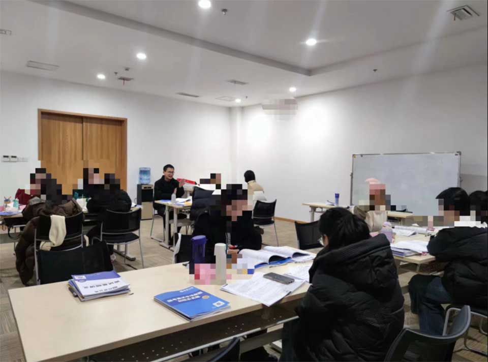 17651808335652677.jpg 17651808335652677.jpg