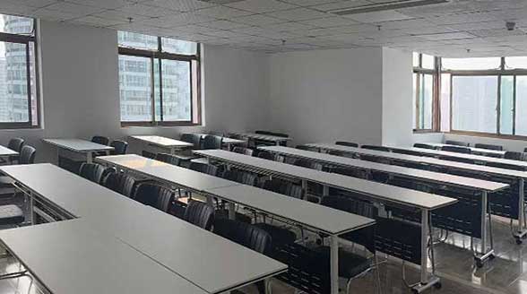 课室